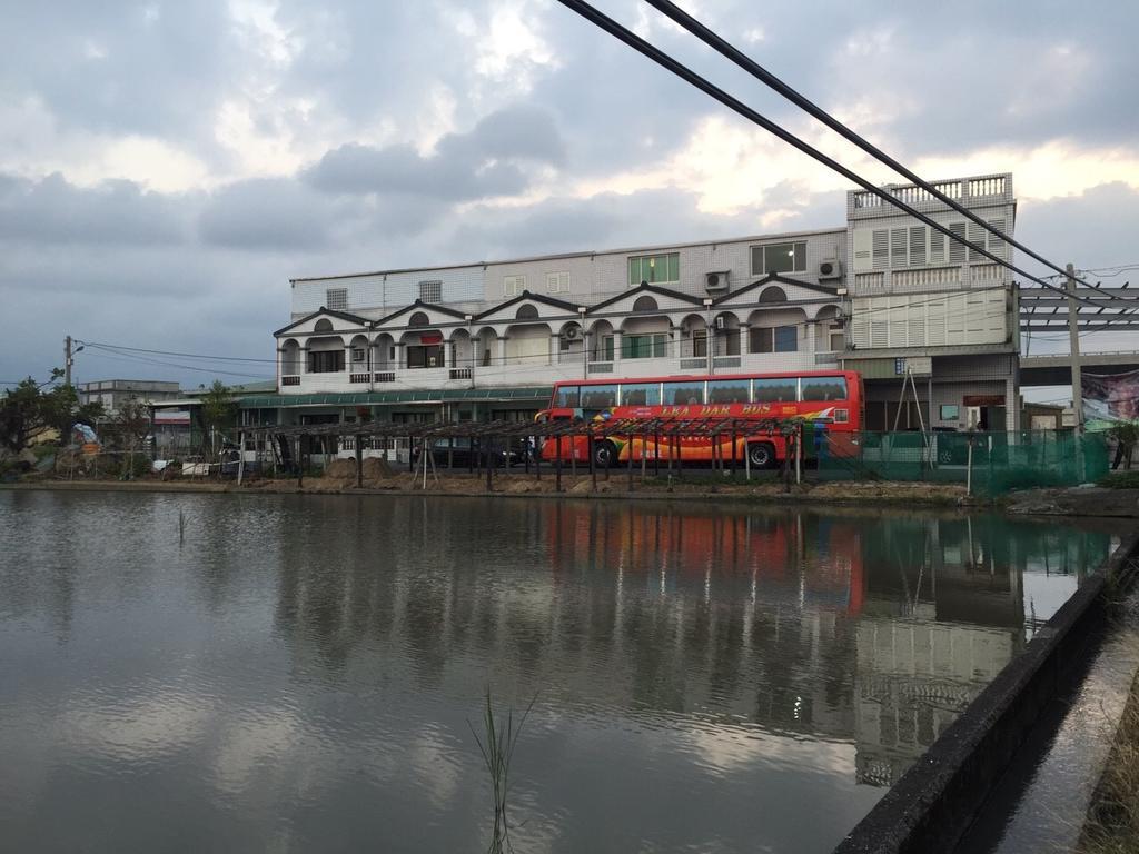 Shui River B&B Wujie Ngoại thất bức ảnh